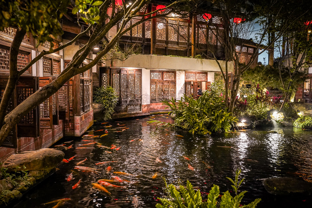 竹居茶樓 嘉義人氣宵夜好所在 招牌脆皮雞非常好吃 @魔王的碗公