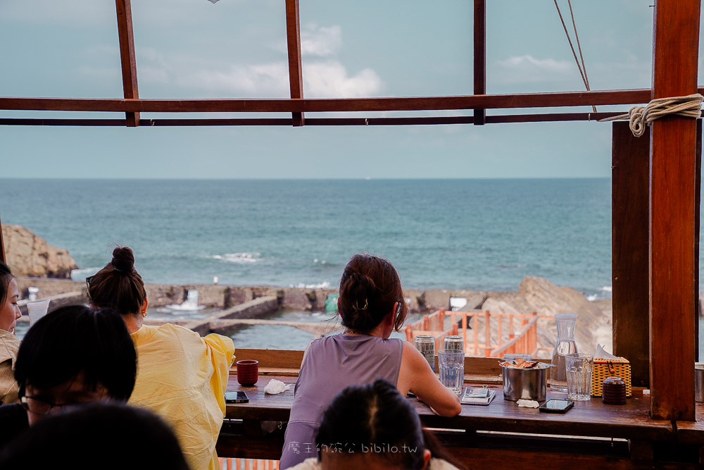 92k週末食堂 東北角人氣海景餐廳 一定要提早預約才會坐到海景第一排！ @魔王的碗公
