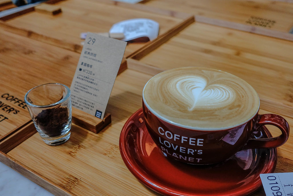 『魔王食記』台北大安 全球首間UCC頂級咖啡廳 COFFEE LOVER&#8217;s PLANET 七種品嚐咖啡的最佳風味方法 知名甜點這裡也吃得到『內文有店家資訊』 @魔王的碗公
