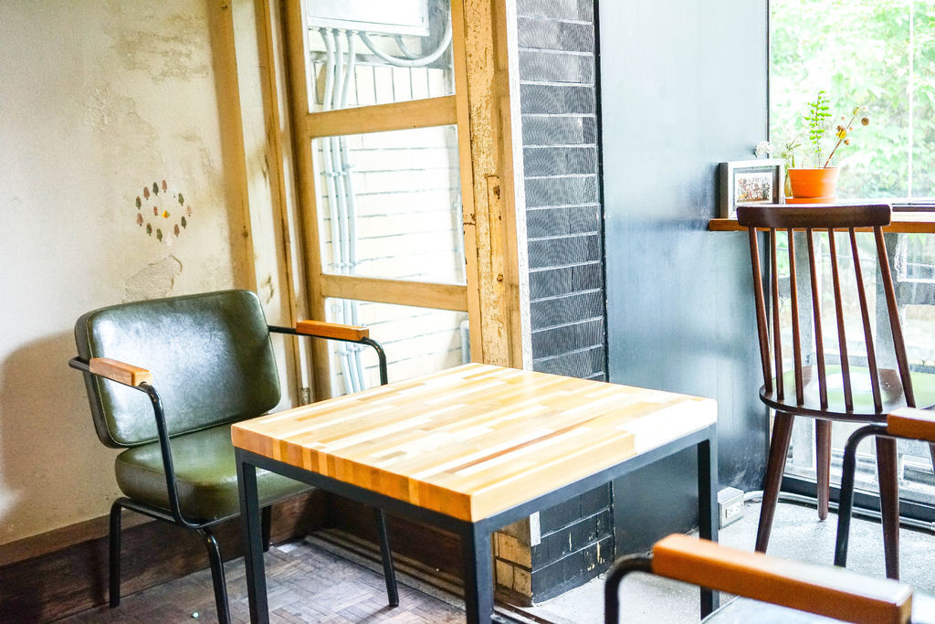 『魔王在吃 光一咖啡』台北中山區 三層老公寓裡的秘密咖啡甜點店 環境粉棒餐點普普不是我的菜『內文有店家資訊』 @魔王的碗公